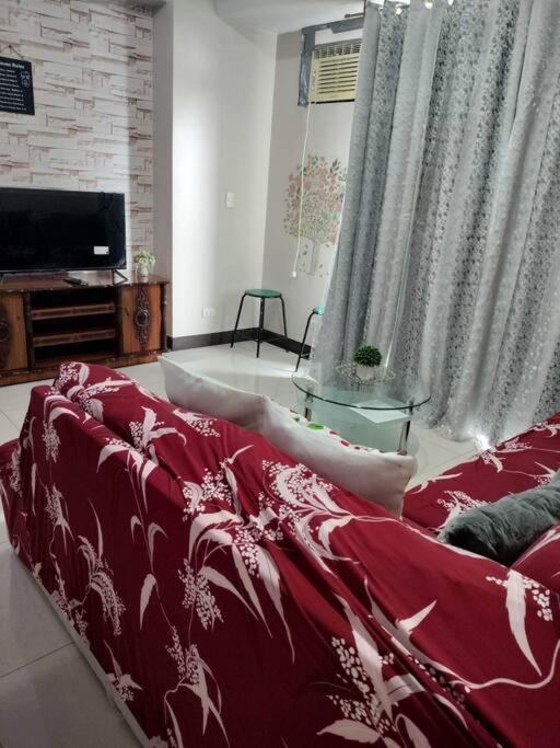 Cubao Manhattan Heights, Unit 8Bc Tower B, 1 Br 马尼拉 外观 照片