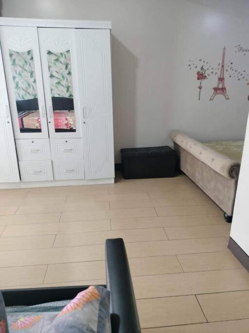 Cubao Manhattan Heights, Unit 8Bc Tower B, 1 Br 马尼拉 外观 照片