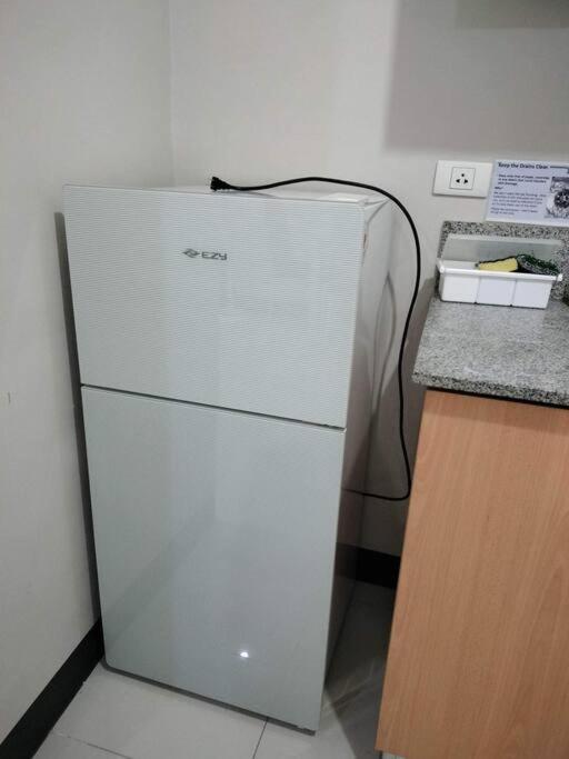 Cubao Manhattan Heights, Unit 8Bc Tower B, 1 Br 马尼拉 外观 照片